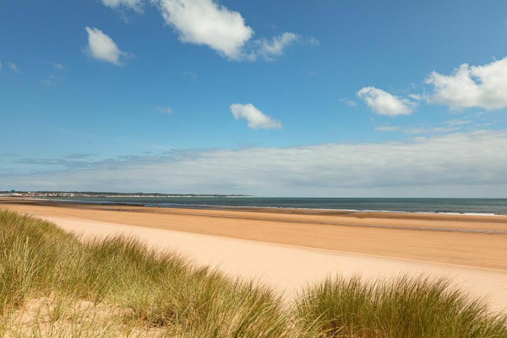 North Beach House - 3 Bedroom Fully Equipped Spacious House Perfect For Family Getaways In Bridlington Exteriör bild